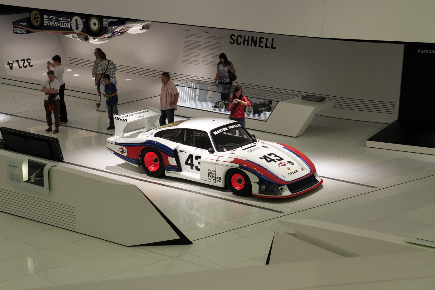Porsche-Museum-033